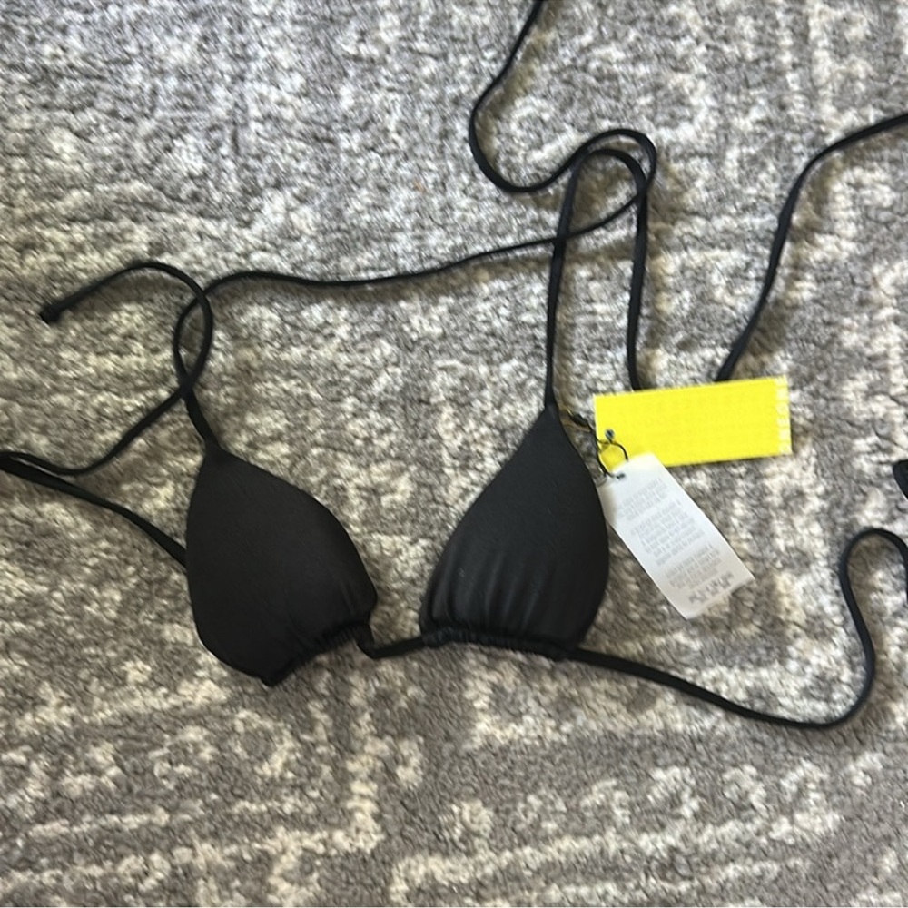 NWT ONEONE ARIEL TAG